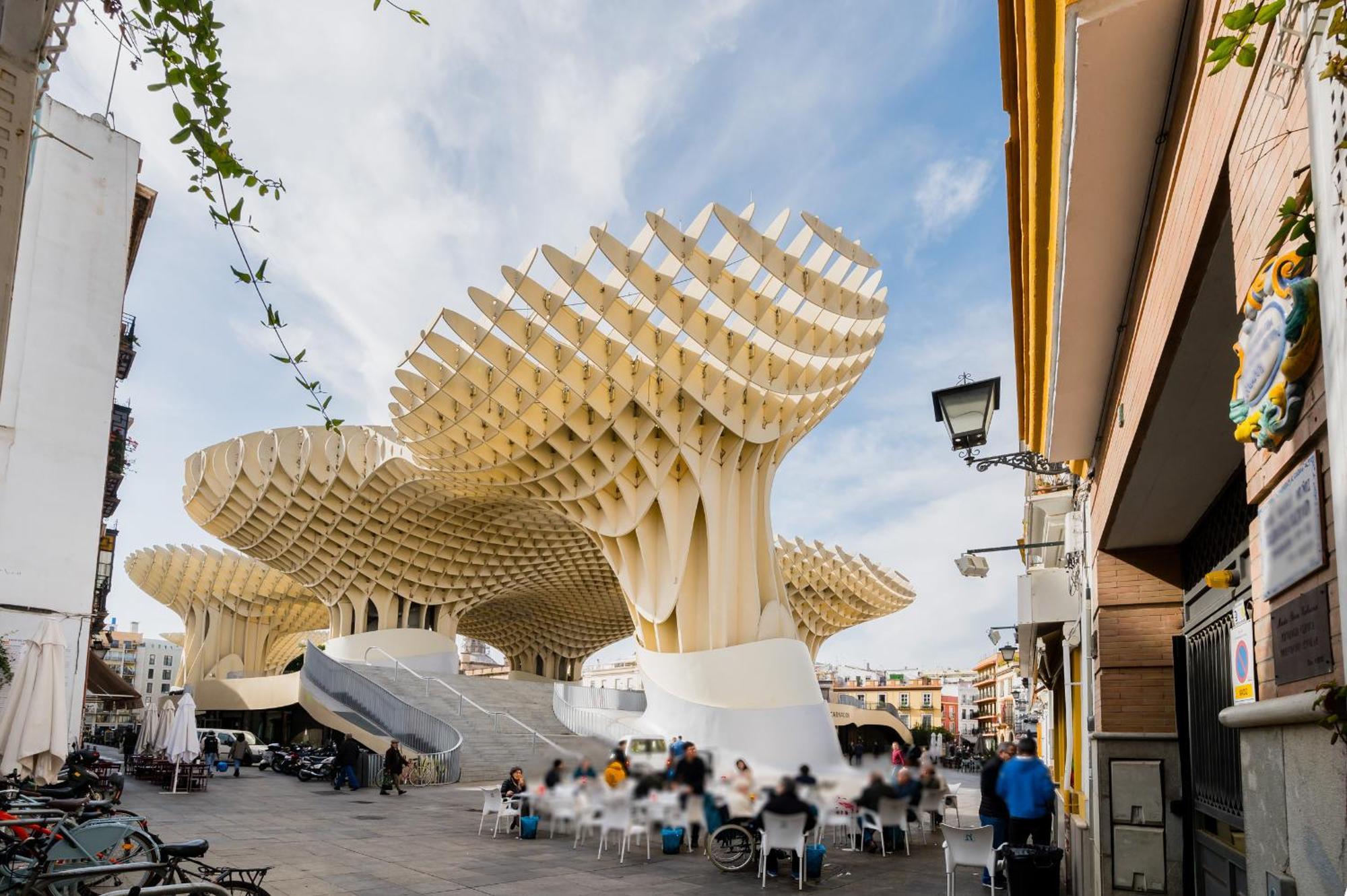 Anfitrion 8 * Sevilla